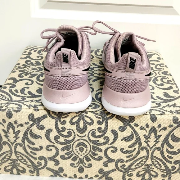 Nike Tessen Particle Rose Running Sneakers - Picture 3 of 5